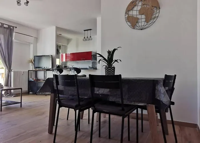 Santa Severina, Trilocale Comodo E Pratico Centro Citta