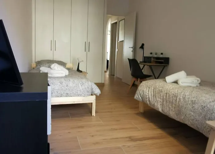 Santa Severina, Trilocale Comodo E Pratico Centro Citta