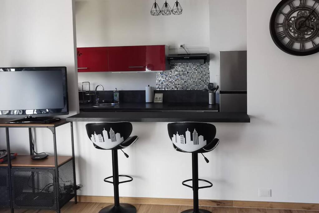 Apartamento Santa Severina, Trilocale Comodo E Pratico Centro Citta Menton